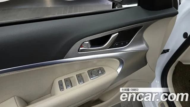 2022 Genesis The New G70 Gasoline 2.0T 2WD Sold VIN KMTG341ABNU094922 – photo 28 2022 Genesis The New G70 Gasoline 2.0T 2WD Sold VIN KMTG341ABNU094922 – photo 28