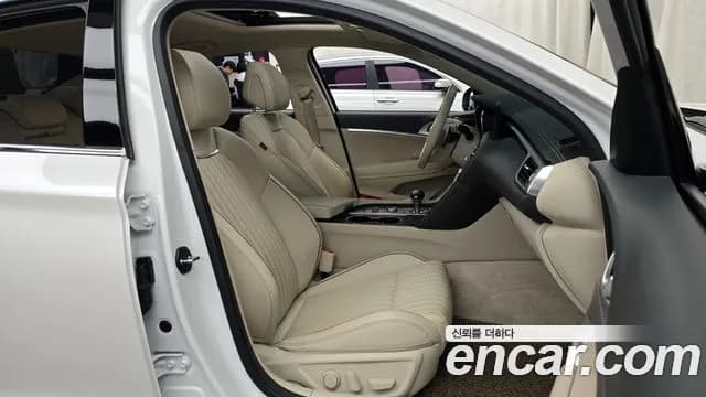 2022 Genesis The New G70 Gasoline 2.0T 2WD Sold VIN KMTG341ABNU094922 – photo 33 2022 Genesis The New G70 Gasoline 2.0T 2WD Sold VIN KMTG341ABNU094922 – photo 33