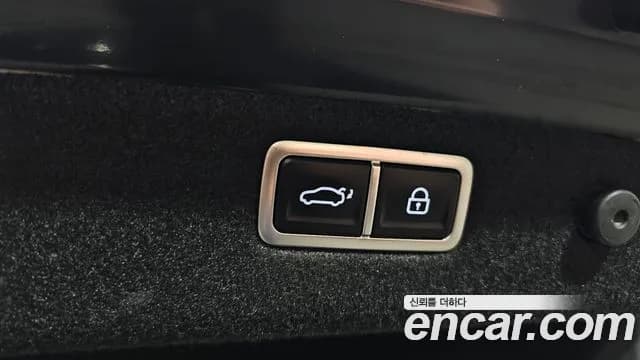 2022 Genesis The New G70 Gasoline 2.0T 2WD Sold VIN KMTG341ABNU101231 – photo 15 2022 Genesis The New G70 Gasoline 2.0T 2WD Sold VIN KMTG341ABNU101231 – photo 15