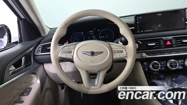 2022 Genesis The New G70 Gasoline 2.0T 2WD Sold VIN KMTG341ABNU105491 – photo 12 2022 Genesis The New G70 Gasoline 2.0T 2WD Sold VIN KMTG341ABNU105491 – photo 12