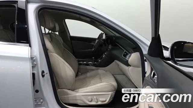 2022 Genesis The New G70 Gasoline 2.0T 2WD Sold VIN KMTG341ABNU105491 – photo 15 2022 Genesis The New G70 Gasoline 2.0T 2WD Sold VIN KMTG341ABNU105491 – photo 15
