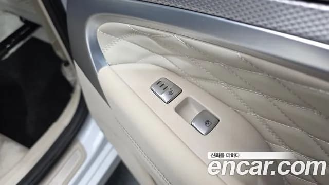 2022 Genesis The New G70 Gasoline 2.0T 2WD Sold VIN KMTG341ABNU105491 – photo 16 2022 Genesis The New G70 Gasoline 2.0T 2WD Sold VIN KMTG341ABNU105491 – photo 16