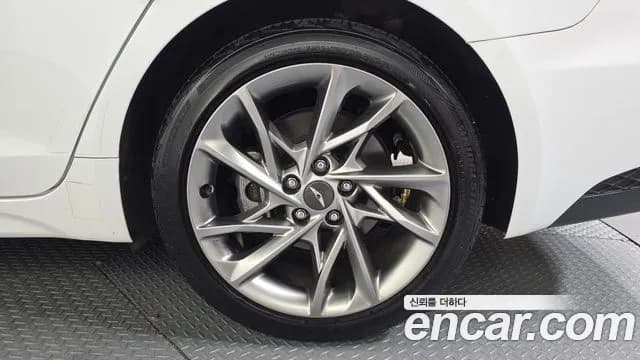 2022 Genesis The New G70 Gasoline 2.0T 2WD Sold VIN KMTG341ABNU105491 – photo 18 2022 Genesis The New G70 Gasoline 2.0T 2WD Sold VIN KMTG341ABNU105491 – photo 18