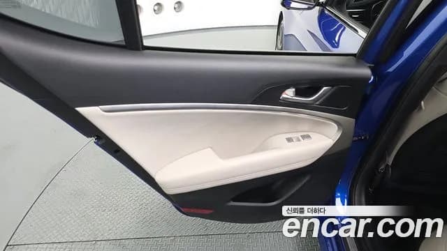 2023 Genesis The New G70 Gasoline 2.0T 2WD Sold VIN KMTG341ABPU109191 – photo 16 2023 Genesis The New G70 Gasoline 2.0T 2WD Sold VIN KMTG341ABPU109191 – photo 16
