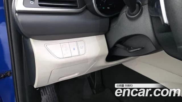2023 Genesis The New G70 Gasoline 2.0T 2WD Sold VIN KMTG341ABPU109191 – photo 17 2023 Genesis The New G70 Gasoline 2.0T 2WD Sold VIN KMTG341ABPU109191 – photo 17