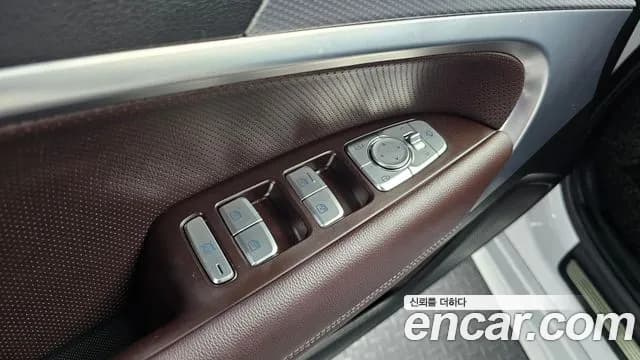 2023 Genesis The New G70 Gasoline 2.0T 2WD Sold VIN KMTG341ABPU128119 – engine bay 2023 Genesis The New G70 Gasoline 2.0T 2WD Sold VIN KMTG341ABPU128119 – engine bay