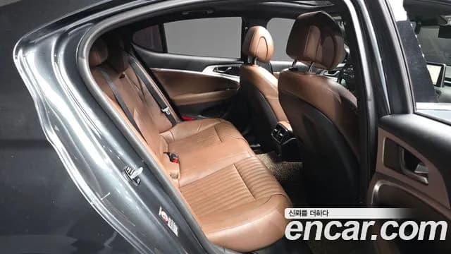 2018 Genesis G70 2.0T AWD Sold VIN KMTG341ADJU001093 – dashboard 2018 Genesis G70 2.0T AWD Sold VIN KMTG341ADJU001093 – dashboard