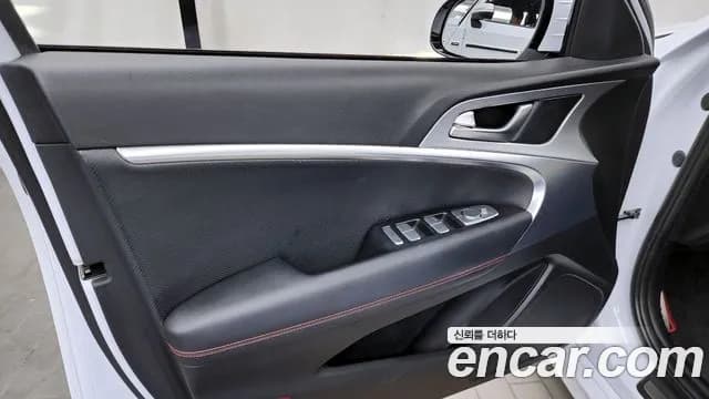 2018 Genesis G70 2.0T AWD Sold VIN KMTG341ADJU001596 – photo 29 2018 Genesis G70 2.0T AWD Sold VIN KMTG341ADJU001596 – photo 29