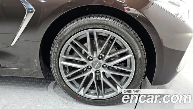 2018 Genesis G70 2.0T AWD Sold VIN KMTG341ADJU003772 – photo 18 2018 Genesis G70 2.0T AWD Sold VIN KMTG341ADJU003772 – photo 18