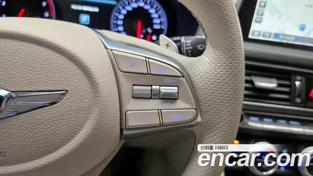 2018 Genesis G70 2.0T AWD Sold VIN KMTG341ADJU007571 – photo 12 2018 Genesis G70 2.0T AWD Sold VIN KMTG341ADJU007571 – photo 12