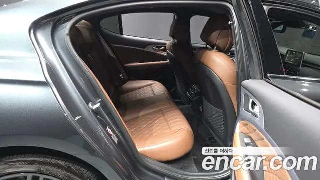 2018 Genesis G70 2.0T AWD Sold VIN KMTG341ADJU013573 – photo 14 2018 Genesis G70 2.0T AWD Sold VIN KMTG341ADJU013573 – photo 14