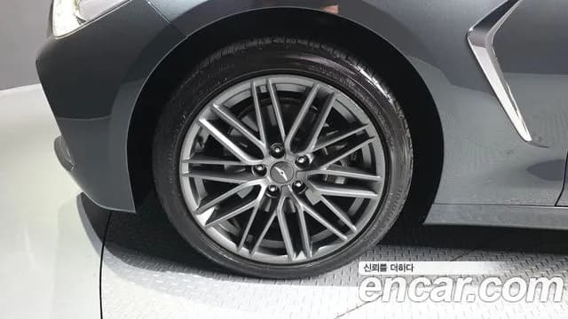 2018 Genesis G70 2.0T AWD Sold VIN KMTG341ADJU013573 – photo 16 2018 Genesis G70 2.0T AWD Sold VIN KMTG341ADJU013573 – photo 16