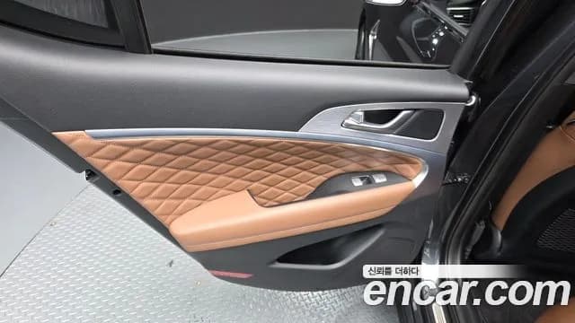 2018 Genesis G70 2.0T AWD Sold VIN KMTG341ADJU013573 – photo 23 2018 Genesis G70 2.0T AWD Sold VIN KMTG341ADJU013573 – photo 23