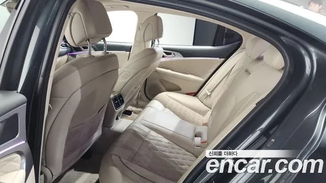 2018 Genesis G70 2.0T AWD Sold VIN KMTG341ADJU013834 – dashboard 2018 Genesis G70 2.0T AWD Sold VIN KMTG341ADJU013834 – dashboard