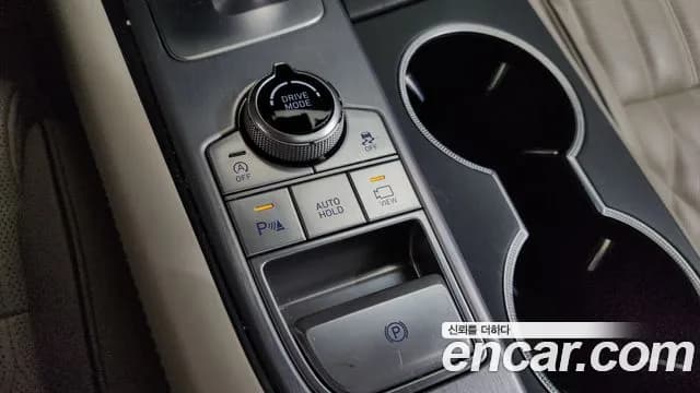 2018 Genesis G70 2.0T AWD Sold VIN KMTG341ADJU013834 – photo 11 2018 Genesis G70 2.0T AWD Sold VIN KMTG341ADJU013834 – photo 11
