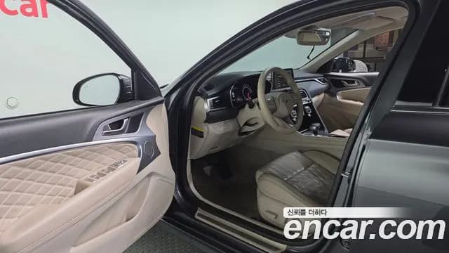 2018 Genesis G70 2.0T AWD Sold VIN KMTG341ADJU017677 – photo 20 2018 Genesis G70 2.0T AWD Sold VIN KMTG341ADJU017677 – photo 20