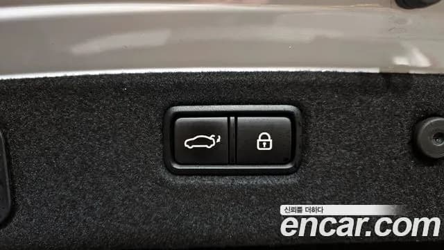 2019 Genesis G70 2.0T AWD Sold VIN KMTG341ADKU030122 – rear exterior 2019 Genesis G70 2.0T AWD Sold VIN KMTG341ADKU030122 – rear exterior