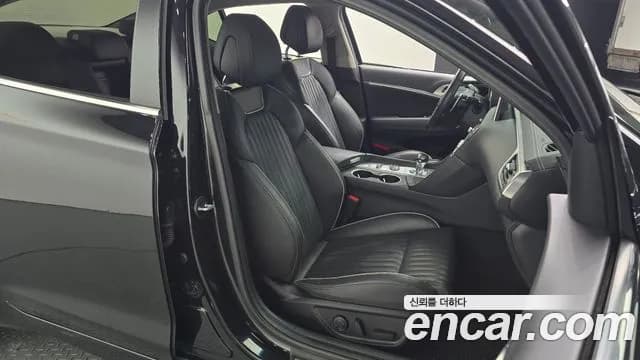 2019 Genesis G70 2.0T AWD Sold VIN KMTG341ADKU045694 – photo 17 2019 Genesis G70 2.0T AWD Sold VIN KMTG341ADKU045694 – photo 17