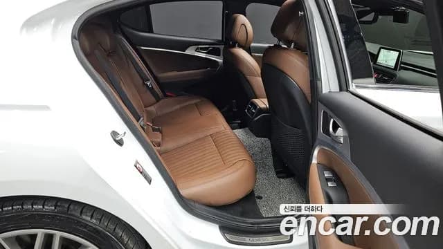 2020 Genesis G70 2.0T AWD Sold VIN KMTG341ADLU067870 – undercarriage 2020 Genesis G70 2.0T AWD Sold VIN KMTG341ADLU067870 – undercarriage