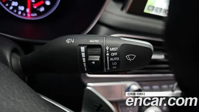 2020 Genesis G70 2.0T AWD Sold VIN KMTG341ADLU067870 – photo 13 2020 Genesis G70 2.0T AWD Sold VIN KMTG341ADLU067870 – photo 13