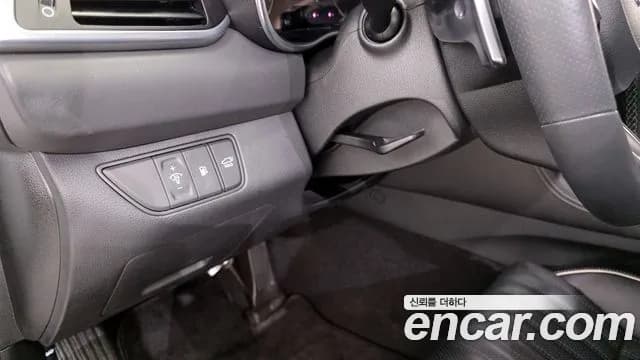 2021 Genesis The New G70 Gasoline 2.0T 4WD Sold VIN KMTG341ADMU080460 – exterior detail 2021 Genesis The New G70 Gasoline 2.0T 4WD Sold VIN KMTG341ADMU080460 – exterior detail
