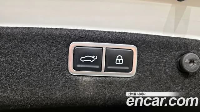 2021 Genesis The New G70 Gasoline 2.0T 4WD Sold VIN KMTG341ADMU080460 – photo 18 2021 Genesis The New G70 Gasoline 2.0T 4WD Sold VIN KMTG341ADMU080460 – photo 18