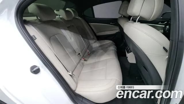 2021 Genesis The New G70 Gasoline 2.0T 4WD Sold VIN KMTG341ADMU083336 – photo 14 2021 Genesis The New G70 Gasoline 2.0T 4WD Sold VIN KMTG341ADMU083336 – photo 14