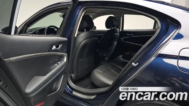 2021 Genesis The New G70 Gasoline 2.0T 4WD Sold VIN KMTG341ADMU086530 – front exterior 2021 Genesis The New G70 Gasoline 2.0T 4WD Sold VIN KMTG341ADMU086530 – front exterior