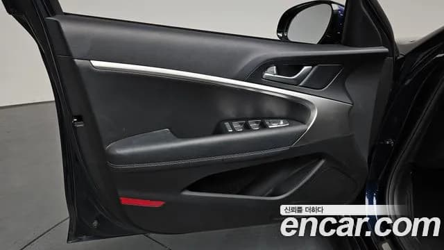 2021 Genesis The New G70 Gasoline 2.0T 4WD Sold VIN KMTG341ADMU086530 – photo 11 2021 Genesis The New G70 Gasoline 2.0T 4WD Sold VIN KMTG341ADMU086530 – photo 11