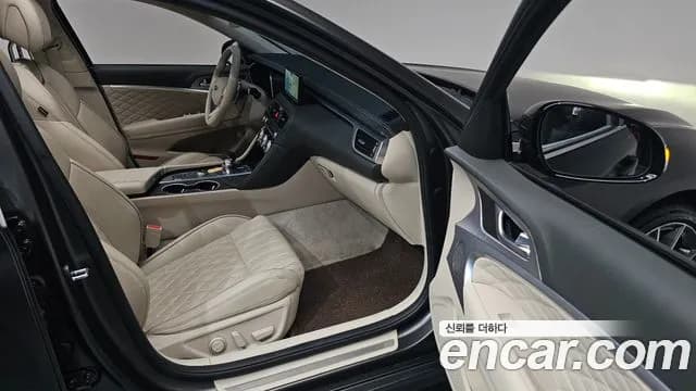 2022 Genesis The New G70 Gasoline 2.0T 4WD Sold VIN KMTG341ADNU104021 – exterior detail 2022 Genesis The New G70 Gasoline 2.0T 4WD Sold VIN KMTG341ADNU104021 – exterior detail