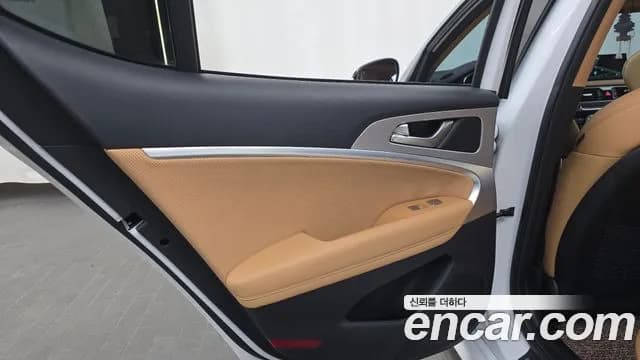 2023 Genesis The New G70 Gasoline 2.0T 4WD Sold VIN KMTG341ADPU118485 – photo 17 2023 Genesis The New G70 Gasoline 2.0T 4WD Sold VIN KMTG341ADPU118485 – photo 17