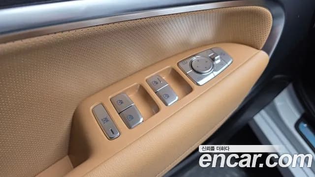 2025 Genesis The New G70 Gasoline 2.5T 2WD Sold VIN KMTG341CBSU163416 – photo 12 2025 Genesis The New G70 Gasoline 2.5T 2WD Sold VIN KMTG341CBSU163416 – photo 12