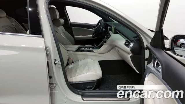 2024 Genesis The New G70 Gasoline 2.5T 4WD Sold VIN KMTG341CDRU132293 – trunk area 2024 Genesis The New G70 Gasoline 2.5T 4WD Sold VIN KMTG341CDRU132293 – trunk area