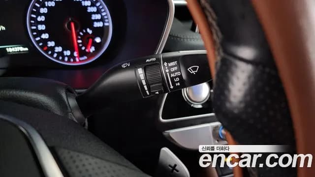 2018 Genesis G70 2.2D Sold VIN KMTG441BBJU003291 – interior seats 2018 Genesis G70 2.2D Sold VIN KMTG441BBJU003291 – interior seats