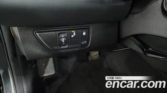 2018 Genesis G70 2.2D Sold VIN KMTG441BBJU003291 – photo 14 2018 Genesis G70 2.2D Sold VIN KMTG441BBJU003291 – photo 14