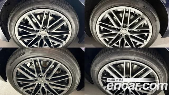 2018 Genesis G70 2.2D Sold VIN KMTG441BBJU019240 – photo 29 2018 Genesis G70 2.2D Sold VIN KMTG441BBJU019240 – photo 29