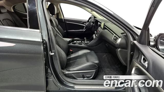 2021 Genesis The New G70 Diesel 2.2 4WD Sold VIN KMTG441BDMU080856 – interior seats 2021 Genesis The New G70 Diesel 2.2 4WD Sold VIN KMTG441BDMU080856 – interior seats