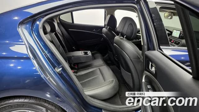 2021 Genesis The New G70 Diesel 2.2 4WD Sold VIN KMTG441BDMU088132 – rear exterior 2021 Genesis The New G70 Diesel 2.2 4WD Sold VIN KMTG441BDMU088132 – rear exterior