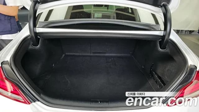 2018 Genesis G70 3.3T Sport AWD Sold VIN KMTG541EDJU005132 – photo 16 2018 Genesis G70 3.3T Sport AWD Sold VIN KMTG541EDJU005132 – photo 16