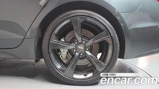 2019 Genesis G70 3.3T Sport AWD Sold VIN KMTG541EDKU028132 – interior seats 2019 Genesis G70 3.3T Sport AWD Sold VIN KMTG541EDKU028132 – interior seats