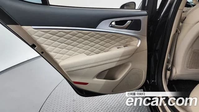2019 Genesis G70 3.3T Sport AWD Sold VIN KMTG541EDKU043219 – photo 12 2019 Genesis G70 3.3T Sport AWD Sold VIN KMTG541EDKU043219 – photo 12