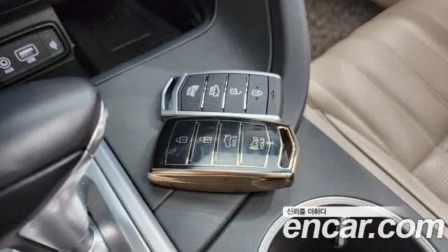 2019 Genesis G70 3.3T Sport AWD Sold VIN KMTG541EDKU043219 – photo 40 2019 Genesis G70 3.3T Sport AWD Sold VIN KMTG541EDKU043219 – photo 40
