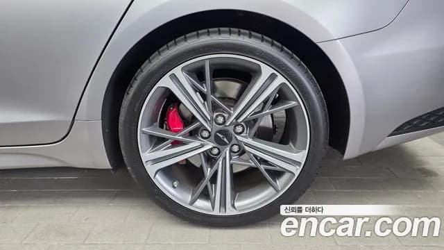 2025 Genesis The New G70 Gasoline 3.3T 2WD Sold VIN KMTG641EBSU157906 – odometer reading 2025 Genesis The New G70 Gasoline 3.3T 2WD Sold VIN KMTG641EBSU157906 – odometer reading
