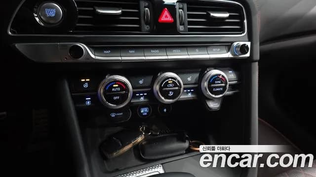 2021 Genesis The New G70 Gasoline 3.3T 4WD Sold VIN KMTG641EDMU076913 – photo 13 2021 Genesis The New G70 Gasoline 3.3T 4WD Sold VIN KMTG641EDMU076913 – photo 13