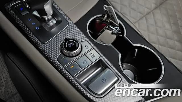 2023 Genesis The New G70 Shooting Brake Gasoline 2.0T 2WD Sold VIN KMTG6G1ABPU107268 – photo 17 2023 Genesis The New G70 Shooting Brake Gasoline 2.0T 2WD Sold VIN KMTG6G1ABPU107268 – photo 17