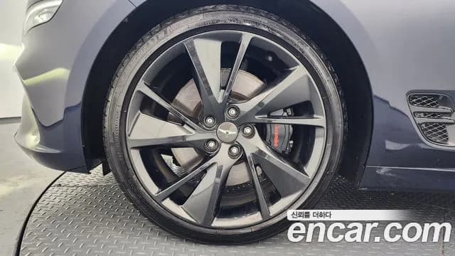 2023 Genesis The New G70 Shooting Brake Gasoline 2.0T 2WD Sold VIN KMTG6G1ABPU111608 – interior seats 2023 Genesis The New G70 Shooting Brake Gasoline 2.0T 2WD Sold VIN KMTG6G1ABPU111608 – interior seats