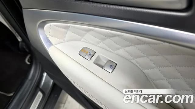 2024 Genesis The New G70 Shooting Brake Gasoline 2.5T 4WD Sold VIN KMTG6G1CDRU133726 – photo 16 2024 Genesis The New G70 Shooting Brake Gasoline 2.5T 4WD Sold VIN KMTG6G1CDRU133726 – photo 16