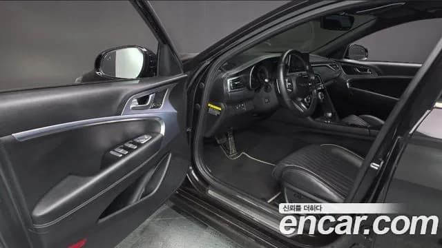 2018 Genesis G70 3.3T Sport Sold VIN KMTG741EBJU004244 – photo 11 2018 Genesis G70 3.3T Sport Sold VIN KMTG741EBJU004244 – photo 11