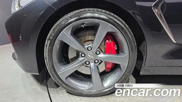 2020 Genesis G70 3.3T Sport Sold VIN KMTG741EBLU069042 – photo 15 2020 Genesis G70 3.3T Sport Sold VIN KMTG741EBLU069042 – photo 15