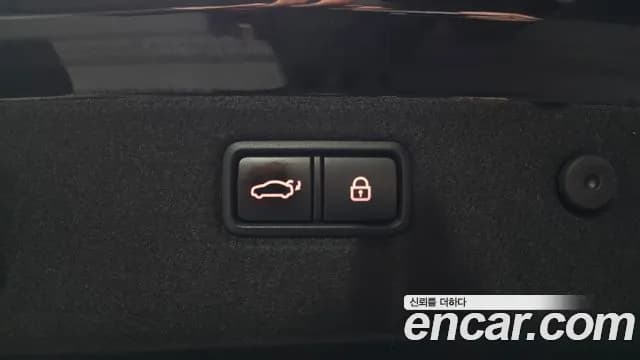 2020 Genesis G70 3.3T Sport Sold VIN KMTG741EBLU069042 – photo 16 2020 Genesis G70 3.3T Sport Sold VIN KMTG741EBLU069042 – photo 16